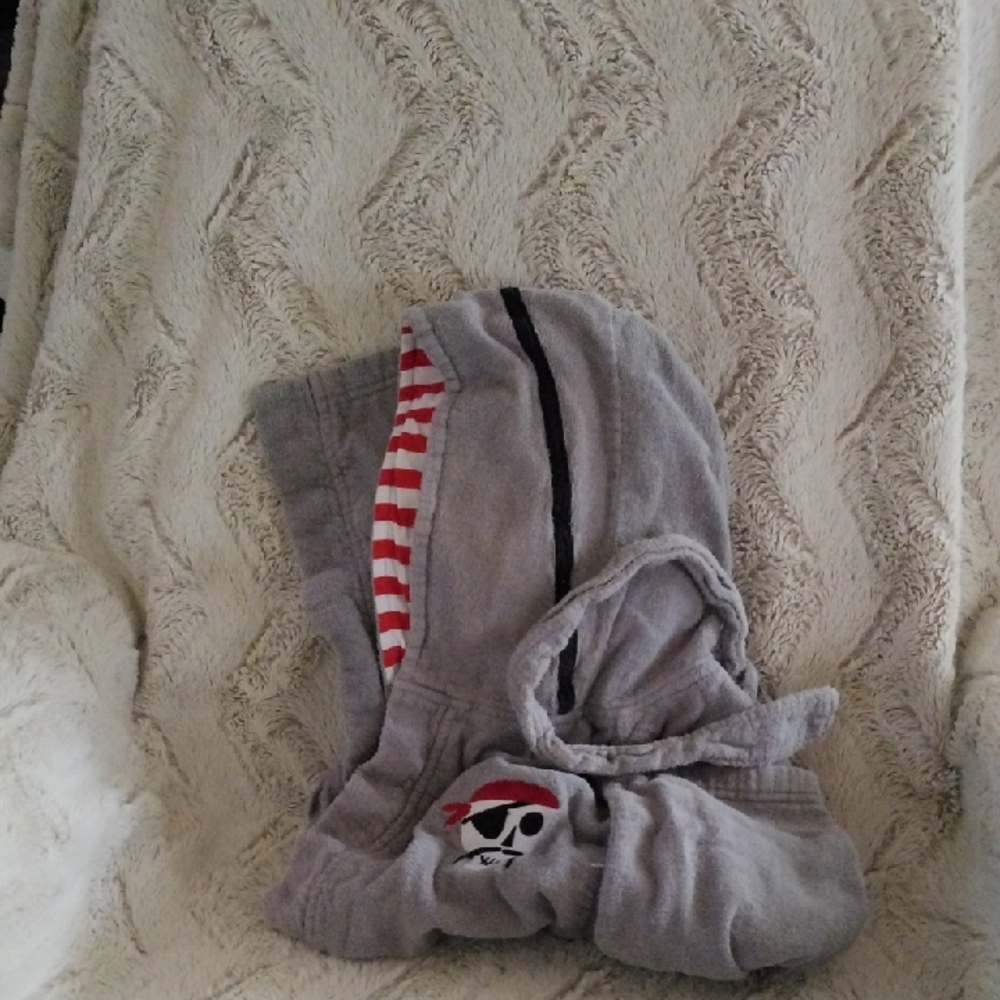 Nautica Gray Pirate Hooded Towel